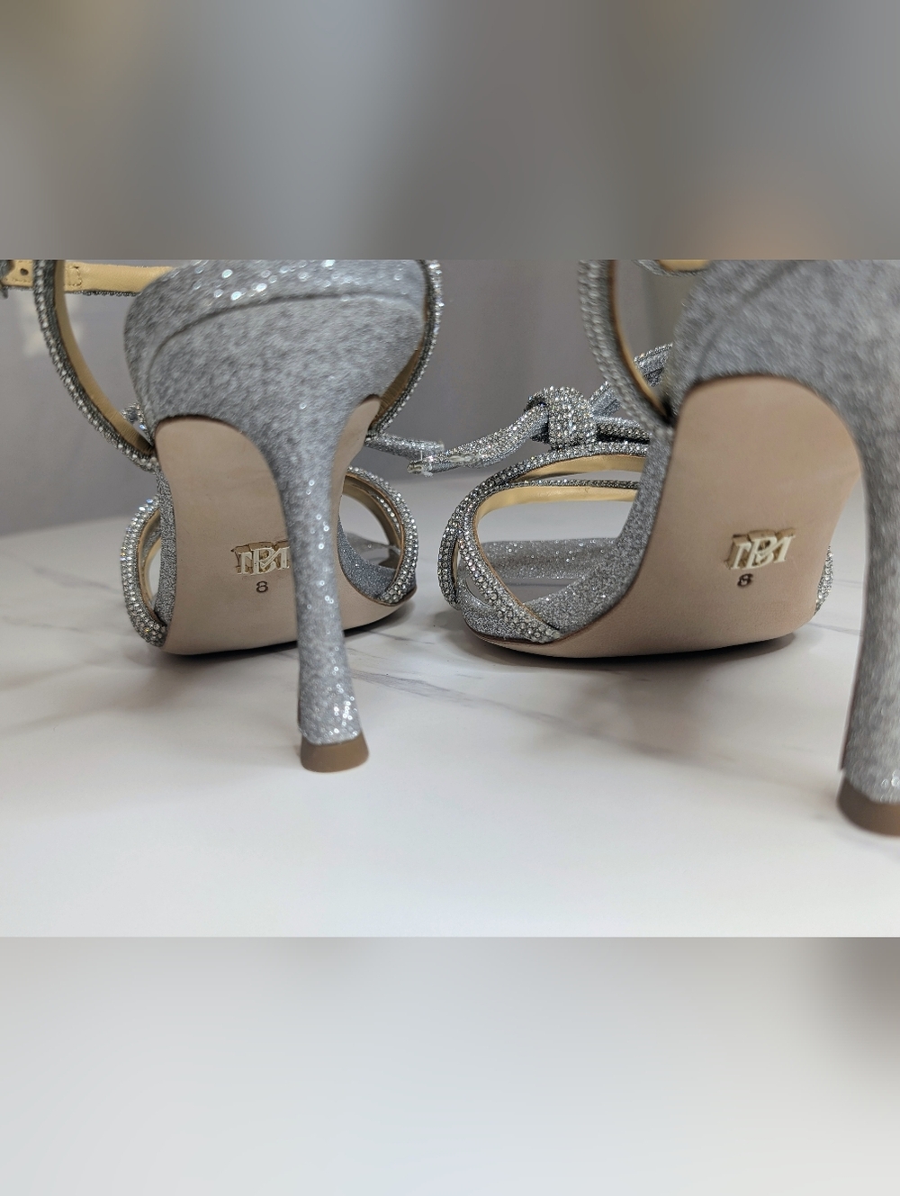 Badgley Mischka Effie Crystal Bow Heels Silver Ankle Strap Sandals Sz 8 NIB - Picture 10 of 10